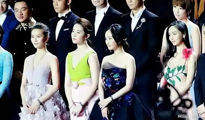 身材,颜值,身高,谁输谁赢一目了然|刘亦菲|刘诗诗|林允|宋茜_网易订阅