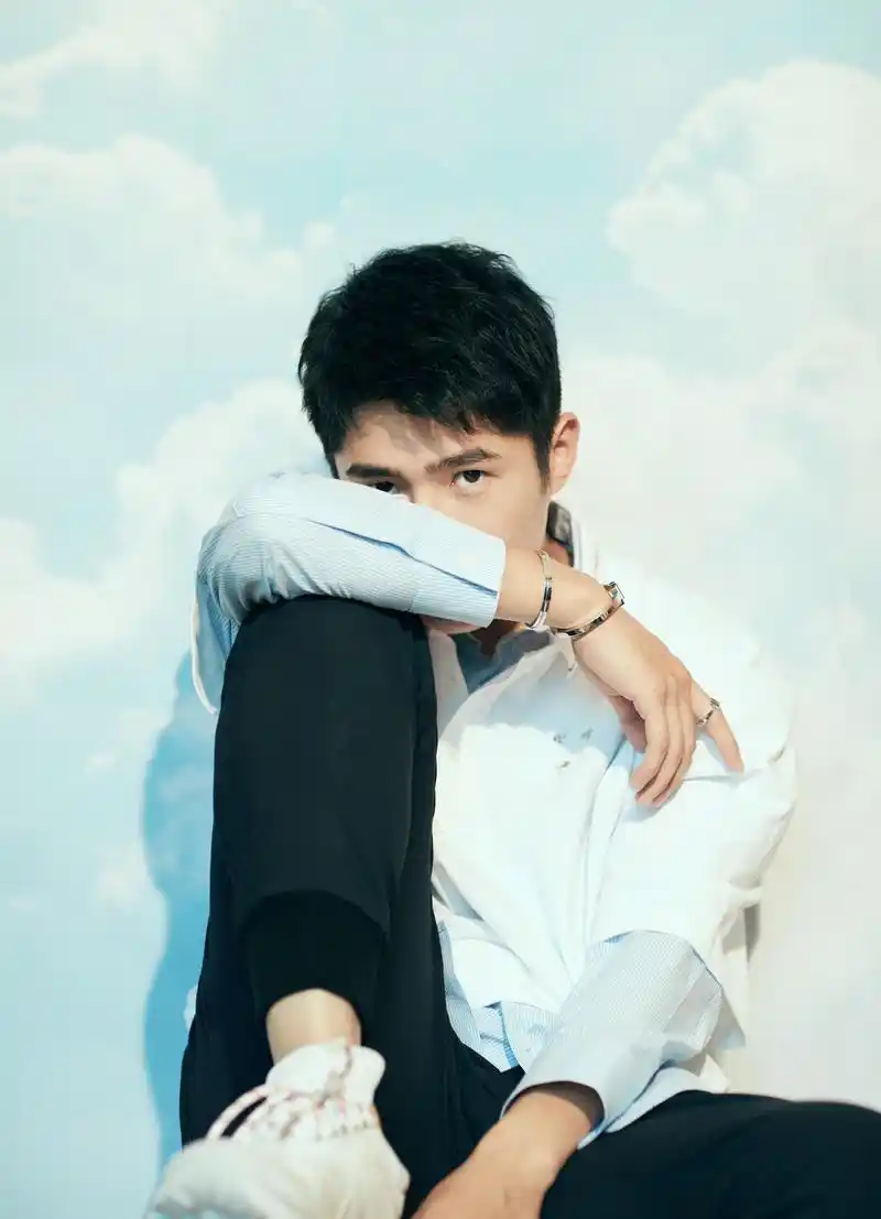 在特殊的中秋团圆之际,好燃 刘昊然与tiffanyandco蒂芙尼一起许你明媚