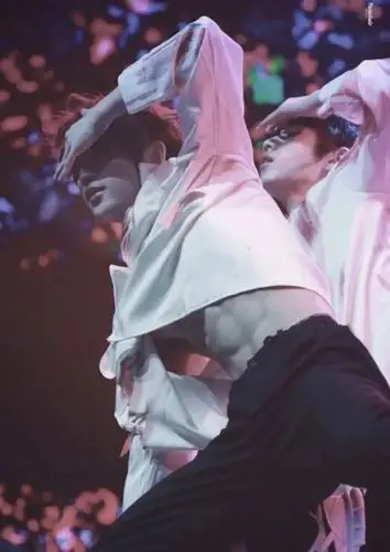 时代少年团小炸们的腹肌照来喽哦