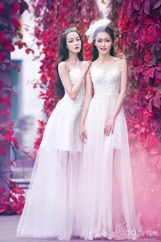 千面娇娃迪丽热巴的婚纱照 超立体五官尽显神秘-谈婚说嫁-结婚大本营