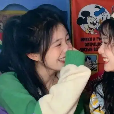 全网最火闺蜜头像图片两人 超清纯美丽女生高清真人图片大全_女生头像