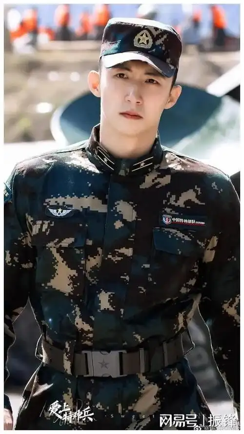 黄景瑜:在娱乐圈服兵役的演员