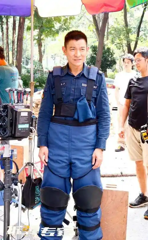 票房破2亿刘德华拆弹专家2同样的悲剧不一样的剧情反转