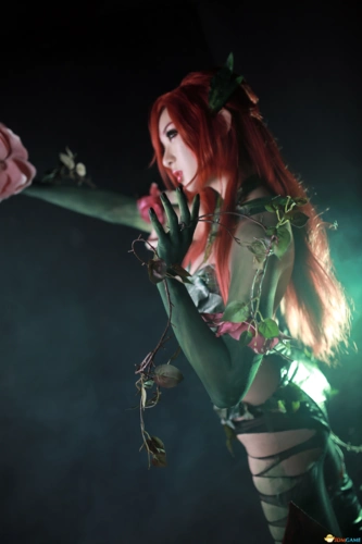 《英雄联盟》婕拉&卡特琳娜性感美女cosplay