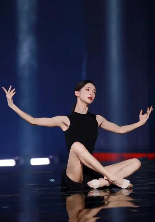 金晨光脚跳易燃易爆炸