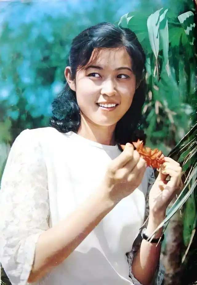 明星怀旧系列图片壁纸～倪萍