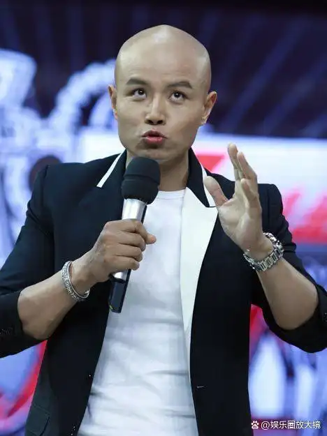 主持人乐嘉的落魄,究竟能怪谁?