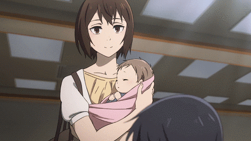 动漫二次元抱宝宝年轻妇女gif动图_动态图_表情包下载_soogif