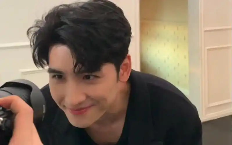 黄俊捷|终于相信了内娱传说的脸在江山在呀