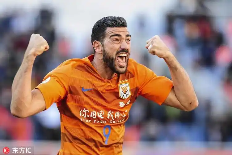 两连平鲁能出线形势不妙?需双杀弱旅 抗韩或成转折点