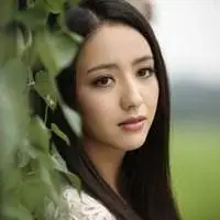 佟丽娅头像高清图片大全_名人佟丽娅真人头像大图下载_微信头像图片