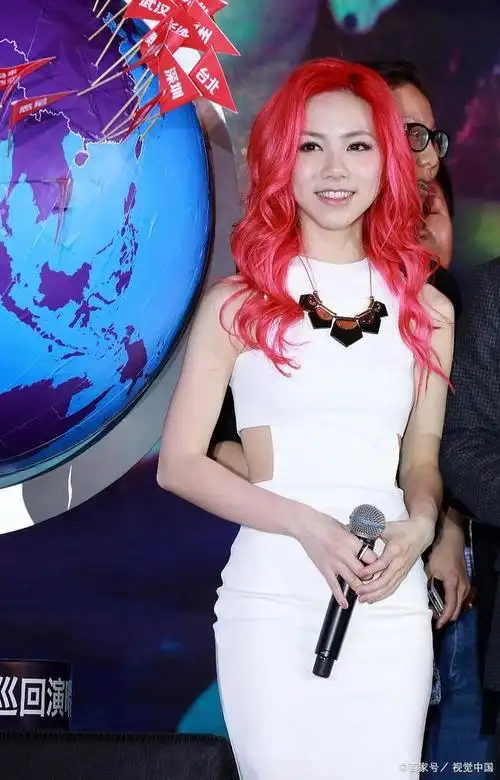 邓紫棋为什么叫gem