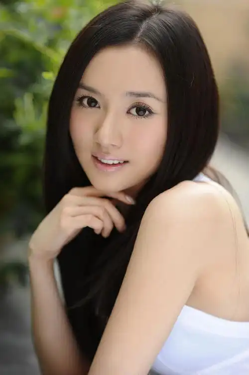 中戏美女影视明星江铠同