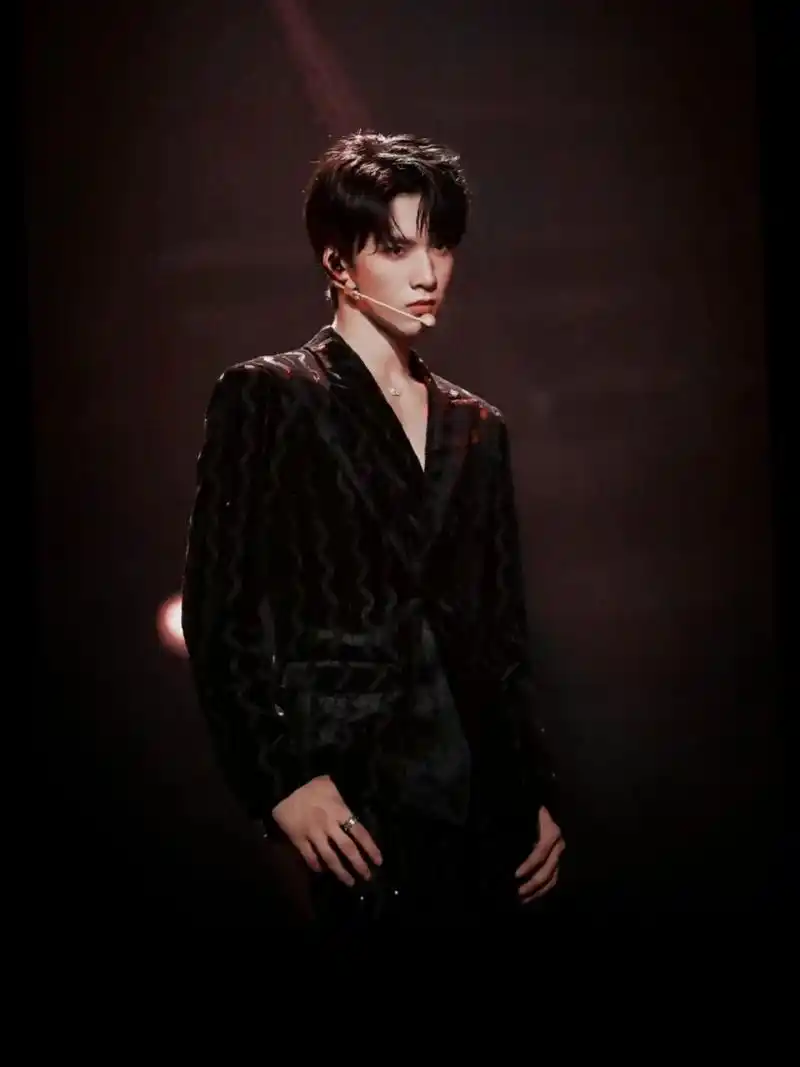 刘耀文神图第十九弹 刘耀文神图第十九弹