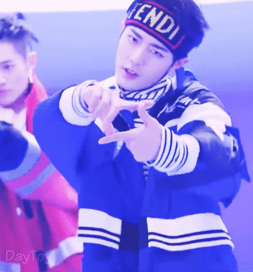 肖战粉丝建小赞路以偶像之名传递正能量暖心又有爱