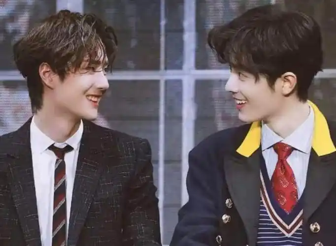 王一博,肖战爱心粉丝助力乡村教育振兴捐助健康体育室