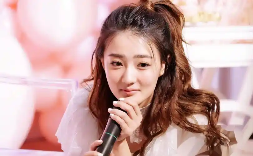 29岁徐璐,这谁顶得住!