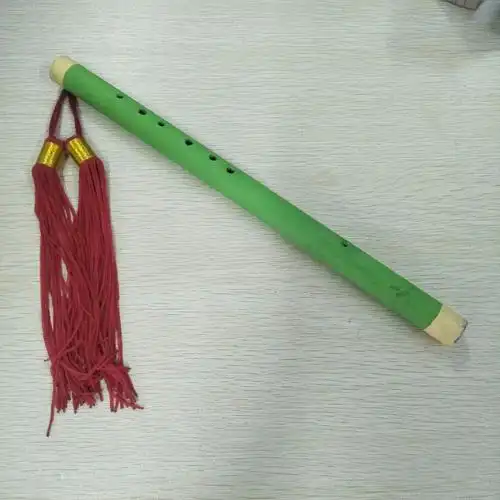 甘谷县新兴镇蔡家寺幼儿园中班"民族风乐器"亲子手工作品展示活动