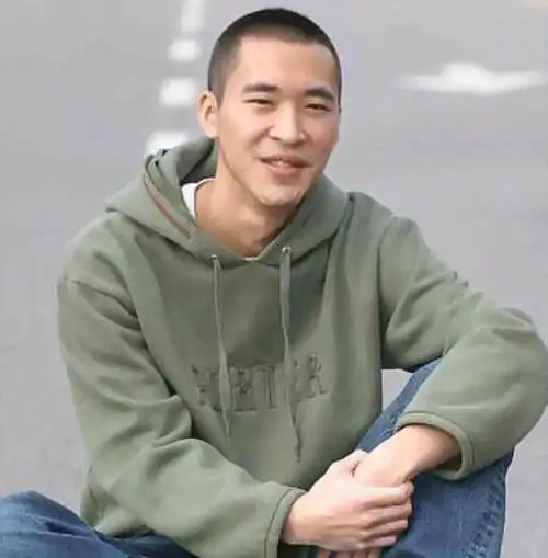 原来黄立行家世这么好,难怪徐静蕾跟他这么多年