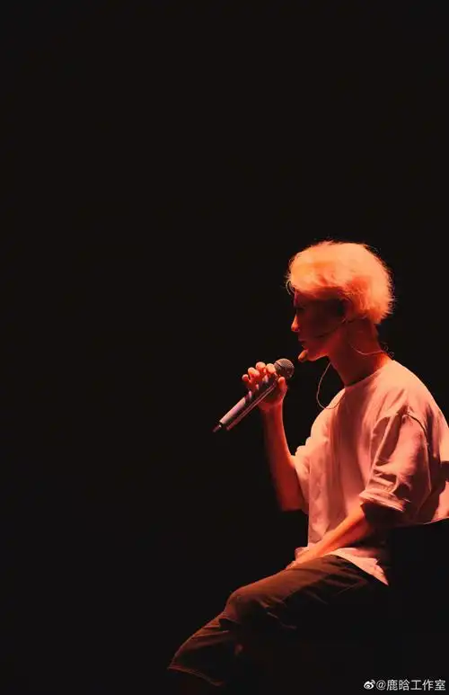 鹿晗转发2021年的微博