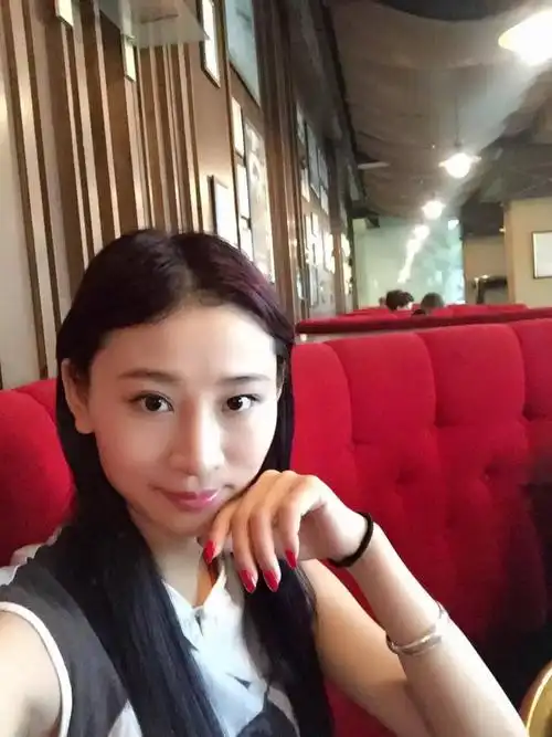 38岁离异女征婚照片(id:622558)_江苏苏州征婚交友_我主良缘网