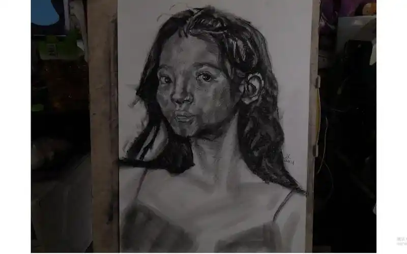 素描练习36关晓彤