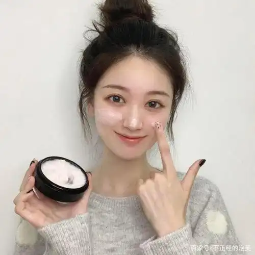 "最低调"的睡眠面膜,改善暗沉提亮肤色,一晚睡出水美人