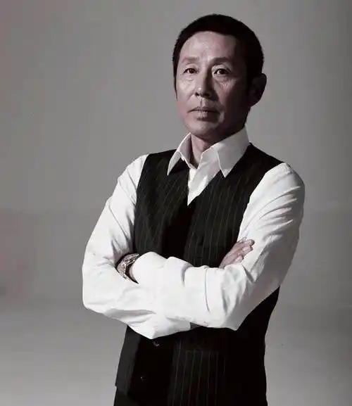 意想不到!影帝陈道明有两个特殊癖好,"遮羞布"却让左小青揭开