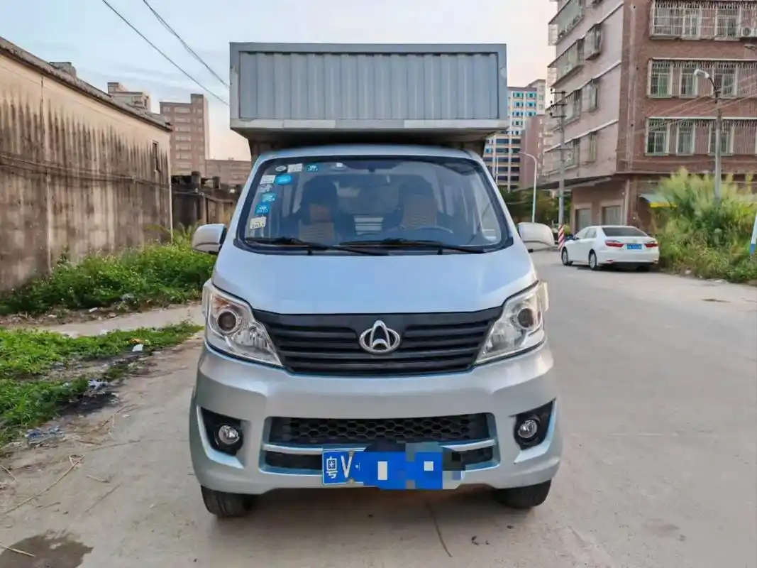 18年1月长安星卡小货车 3米车厢