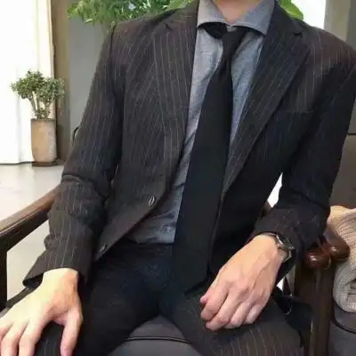 西装男酷boy_男生头像_我要个性网