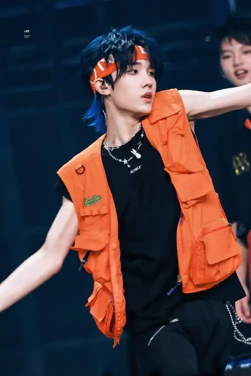 新地球##苏新皓新地球好听##苏新皓蓝发