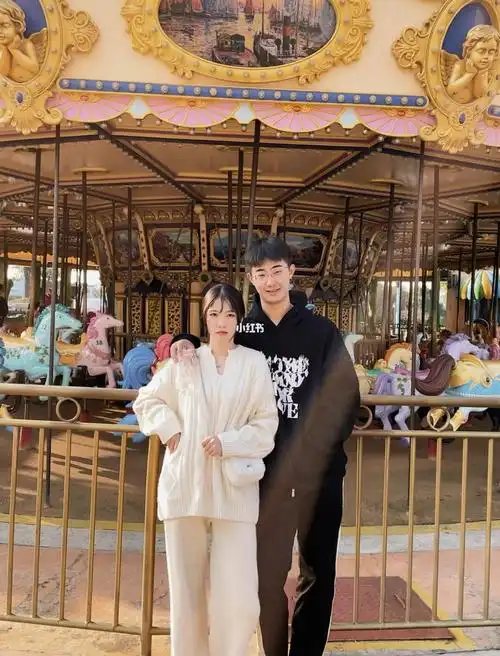 163&186身高差情侣氛围感照07