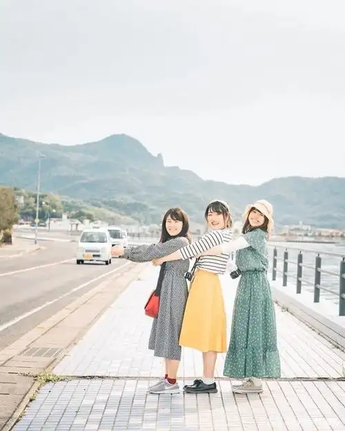 《乘风破浪的姐姐》姐妹情深,闺蜜照这样拍才有爱!