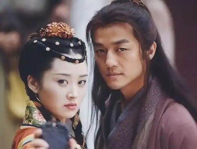 大学女友的28天(李亚鹏与新女友)