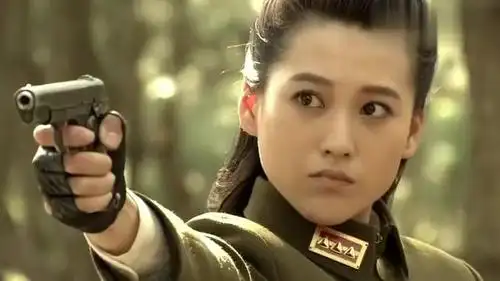 飞哥大英雄:梁飞贬低邢亚萍的枪法,想让她拜自己为师