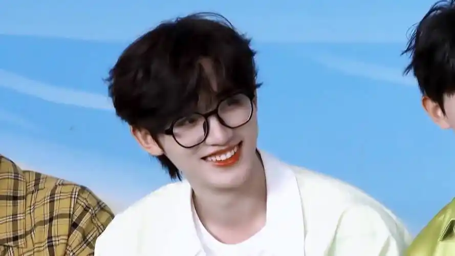 丁程鑫你好星期六