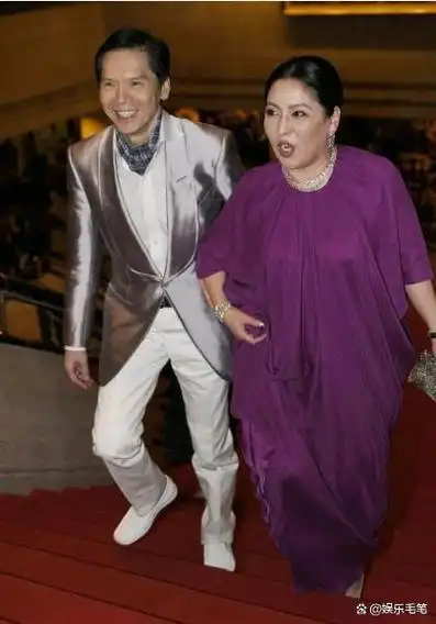 "向太"原来是小三:向华强前妻"主动"退位让贤!