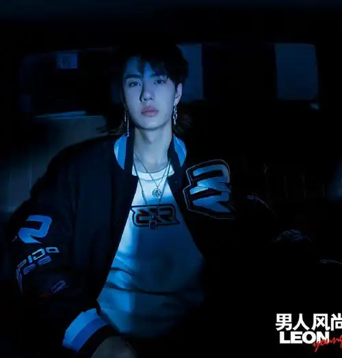 18年男人风尚的一组图好喜欢#王一博