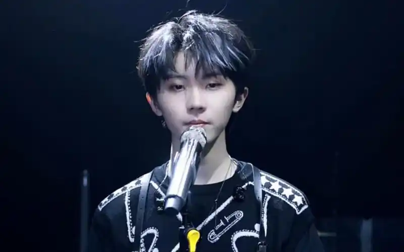 马嘉祺|生日直播花絮之没看够