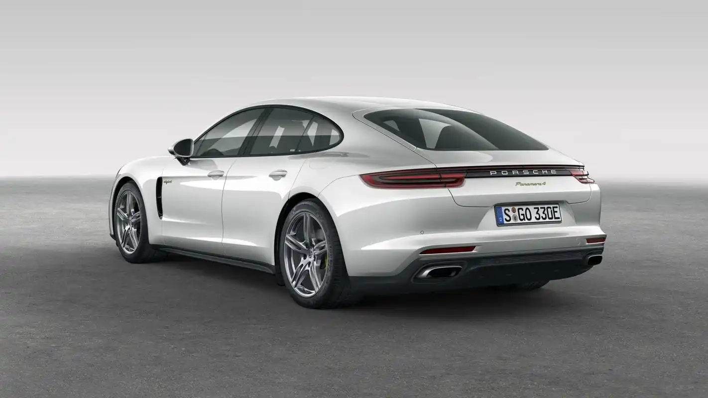 炫酷保时捷panamera 4 e-hybrid高清汽车壁纸