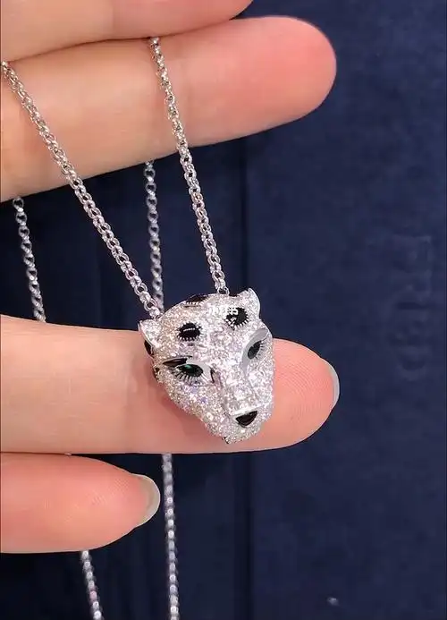 卡地亚满钻豹子项链