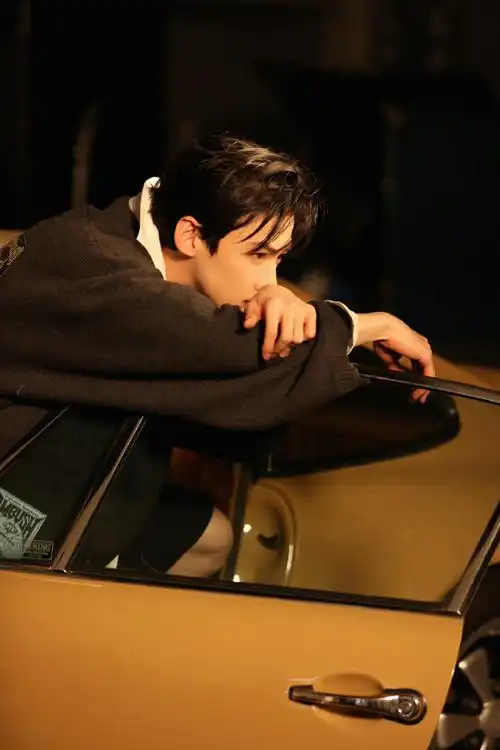 红牛03能量饮料代言人白敬亭##敬不停向前