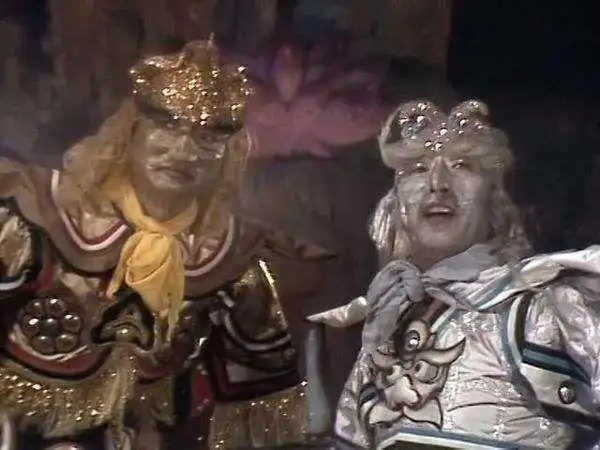 公元600年前,黄毛貂鼠偷了如来佛祖的灯油,被如来安排灵吉菩萨看守在