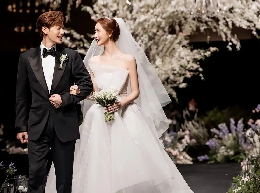 李多海·se7en婚礼现场公开,yg family齐聚