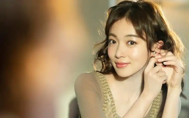 美女明星吴谨言壁纸(7/9)