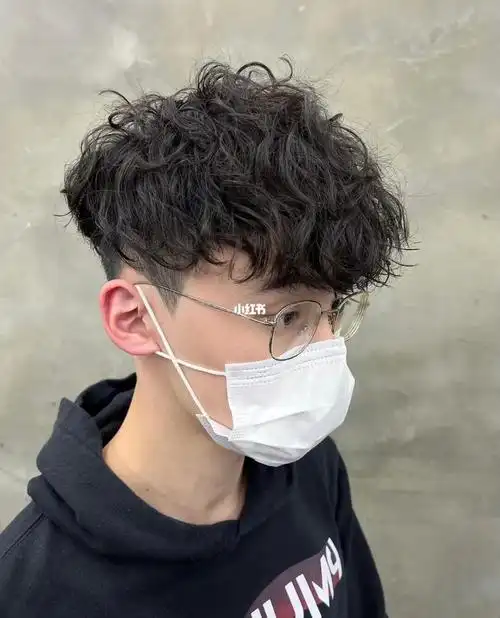 男生烫发分享#男生发型#男生烫发#男生烫发蓬松小卷发#男生卷发