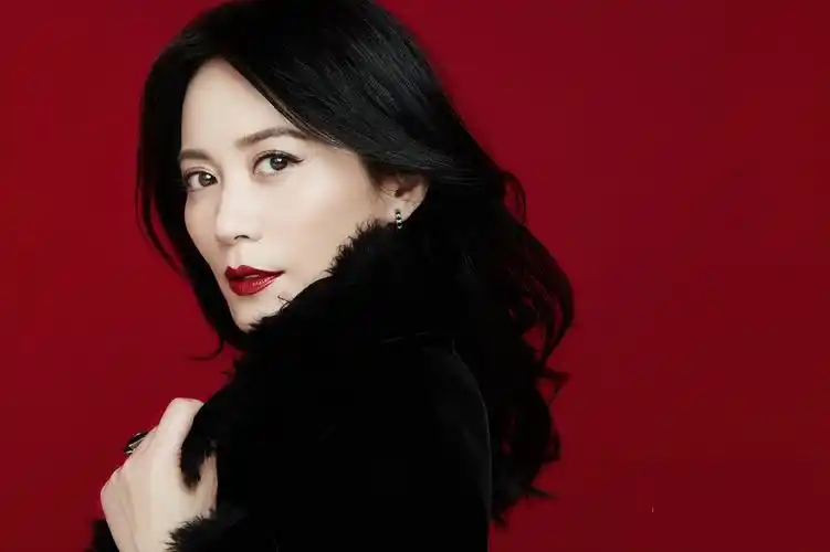 俞飞鸿浓妆惊艳写真图片14