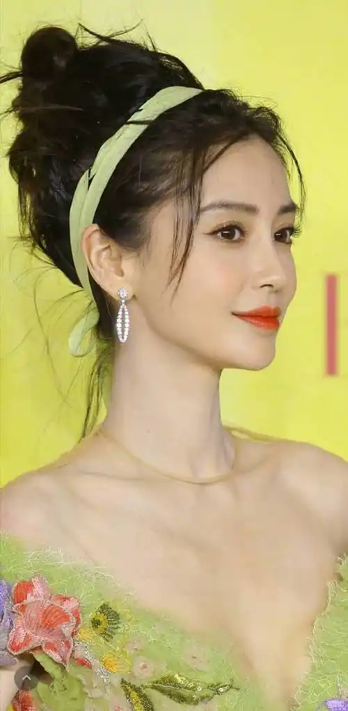 女明星未修原档生图