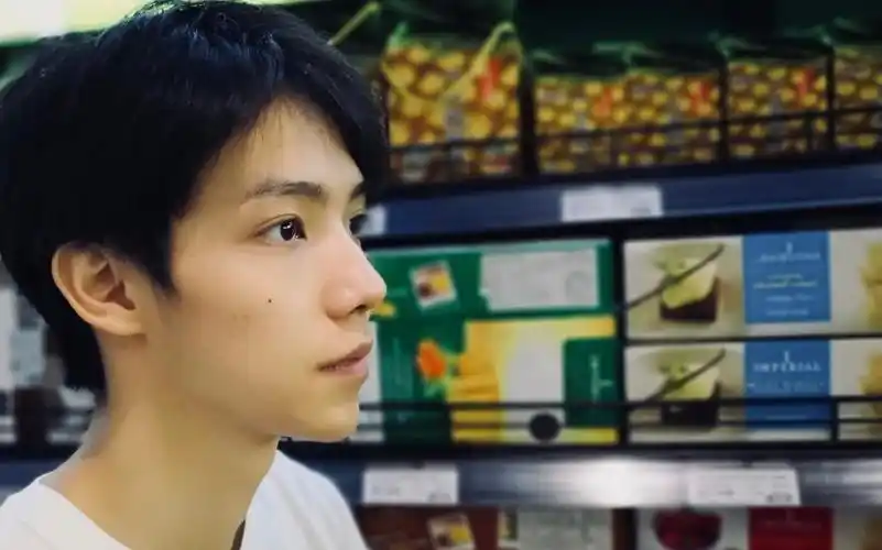 罗一舟在李兰迪vlog里短暂的露面