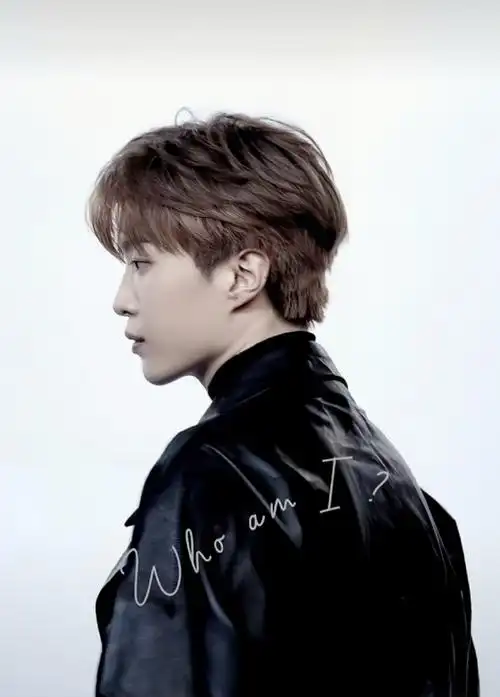 范丞丞黑金封面大片##范丞丞ok九月刊封面大片